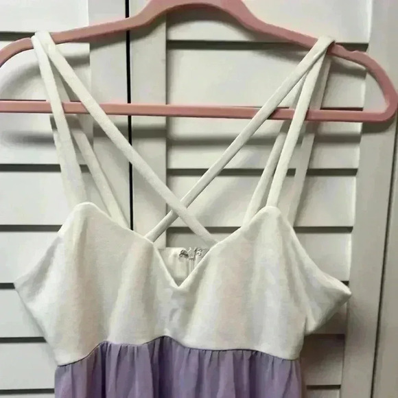 Tobi Cross Front Dress Purple & White Size Medium NWT - Picture 4 of 6